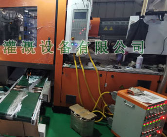 注塑機(jī)械設(shè)備